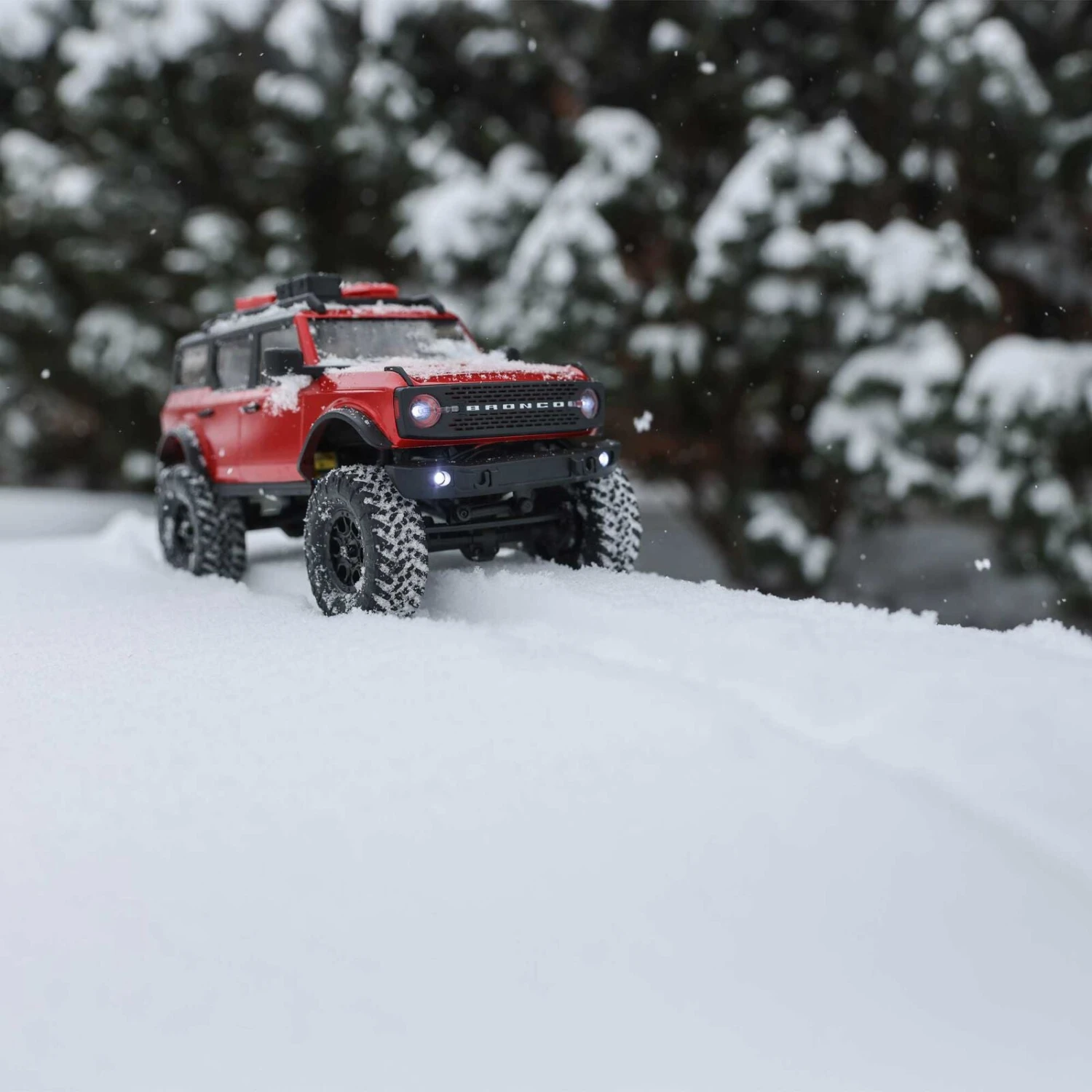 Axial AXI00006T1 SCX24 1/24 4x4 RTR 2021 Ford Bronco Crawler - Red 5 Axial AXI00006T1 SCX24 1/24 4x4 RTR 2021 Ford Bronco Crawler - Red - Image 5