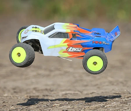 LOSI LOS01015T2 1/18 Mini-T 2.0 RTR 2WD Truck Blue And White 7 LOSI LOS01015T2 1/18 Mini-T 2.0 RTR 2WD Truck Blue And White - Image 7