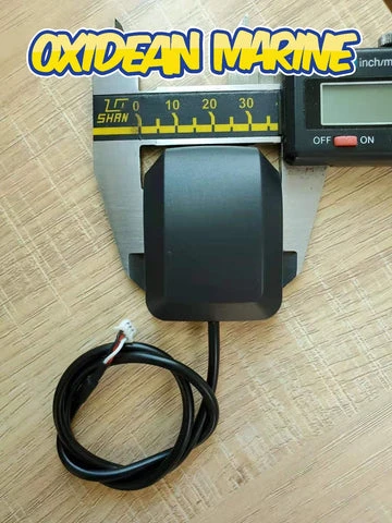 Oxidean Marine 9-Channel Quasar 2.4GHz Digital Radio With Receiver And GPS 4 Oxidean Marine 9-Channel Quasar 2.4GHz Digital Radio With Receiver And GPS - Image 4