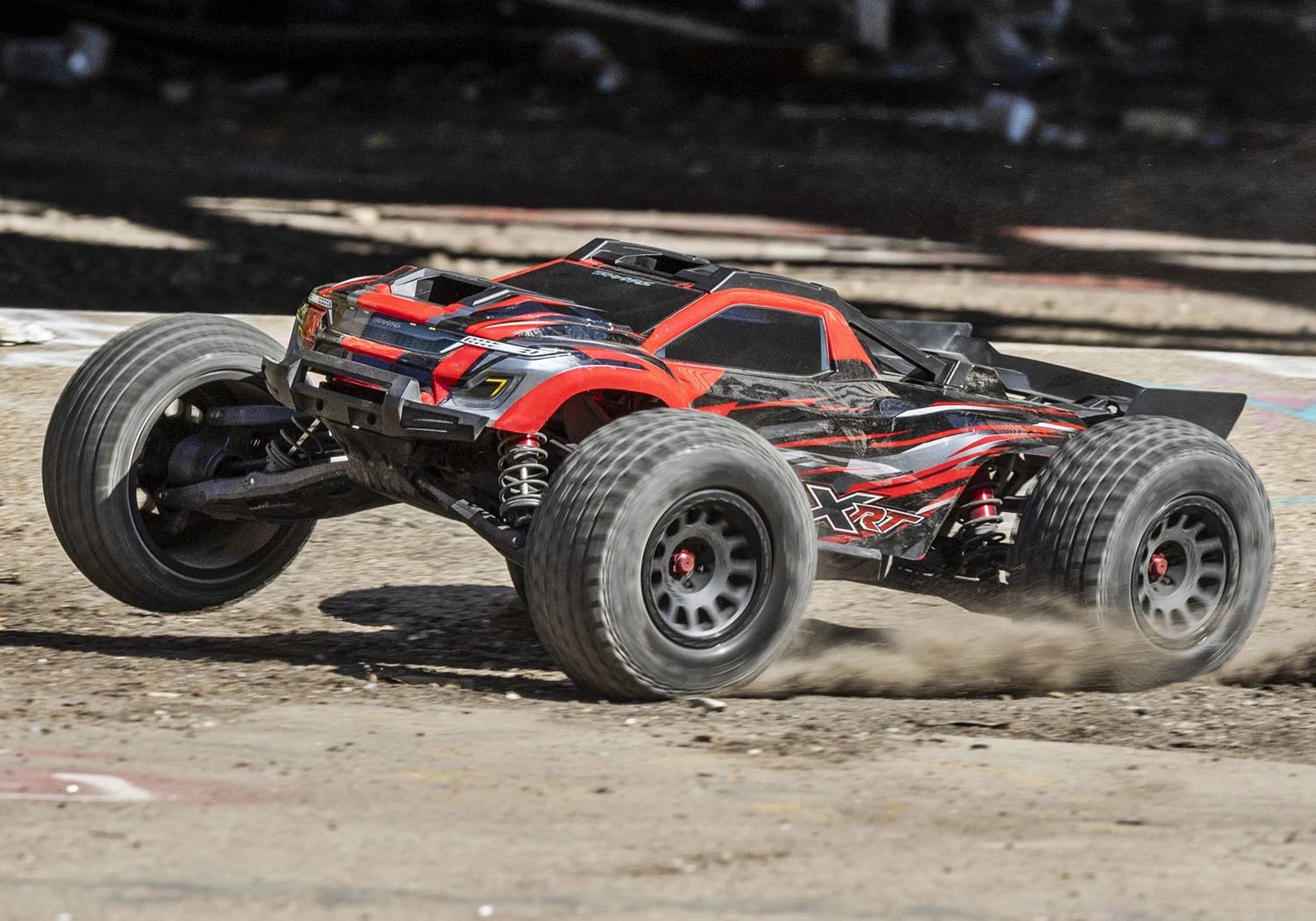 Traxxas 78086-4 Red 4x4 XRT™ VXL-8S Brushless Electric Race Truck 7 Traxxas 78086-4 Red 4x4 XRT™ VXL-8S Brushless Electric Race Truck - Image 7