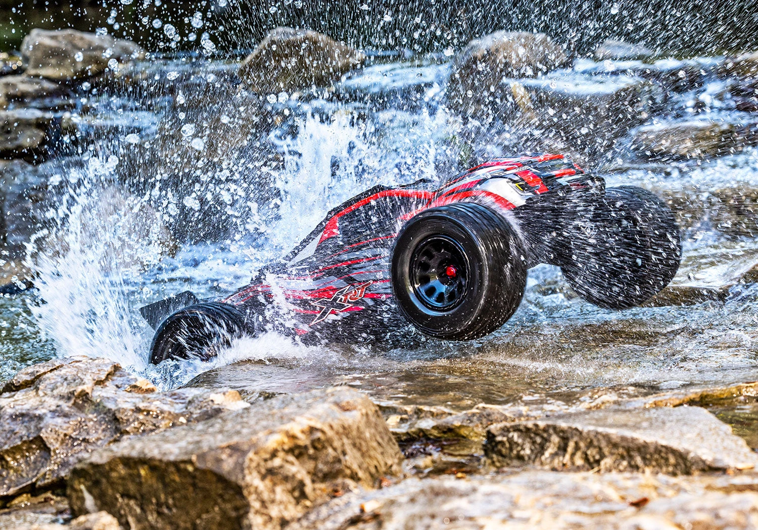 Traxxas 78086-4 Red 4x4 XRT™ VXL-8S Brushless Electric Race Truck 5 Traxxas 78086-4 Red 4x4 XRT™ VXL-8S Brushless Electric Race Truck - Image 5